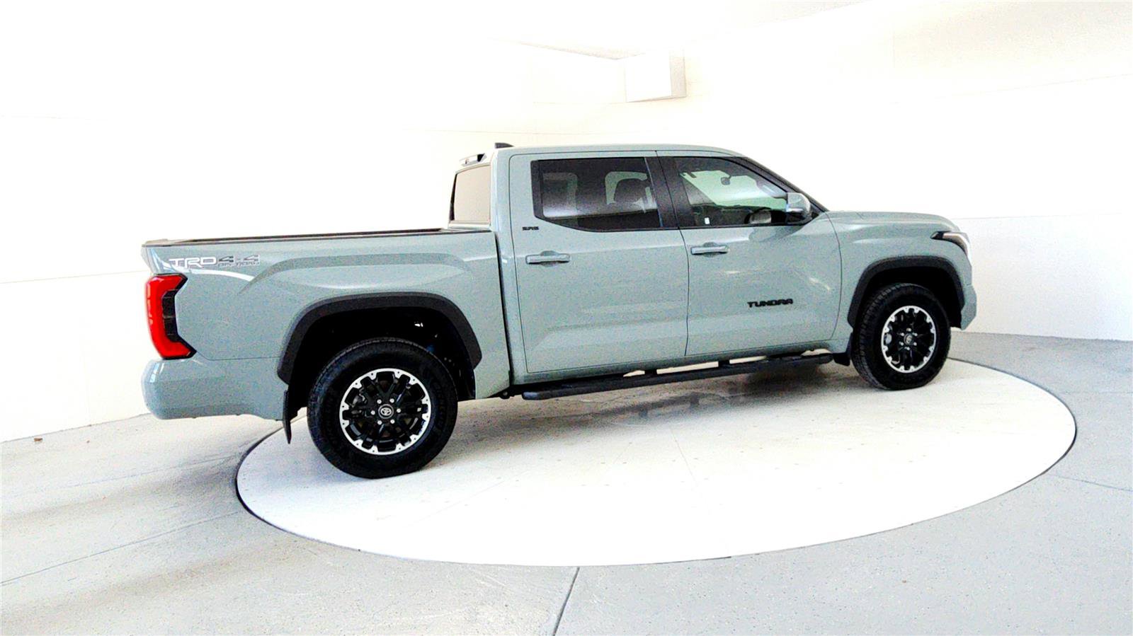 Used 2025 Toyota Tundra SR5 image 6