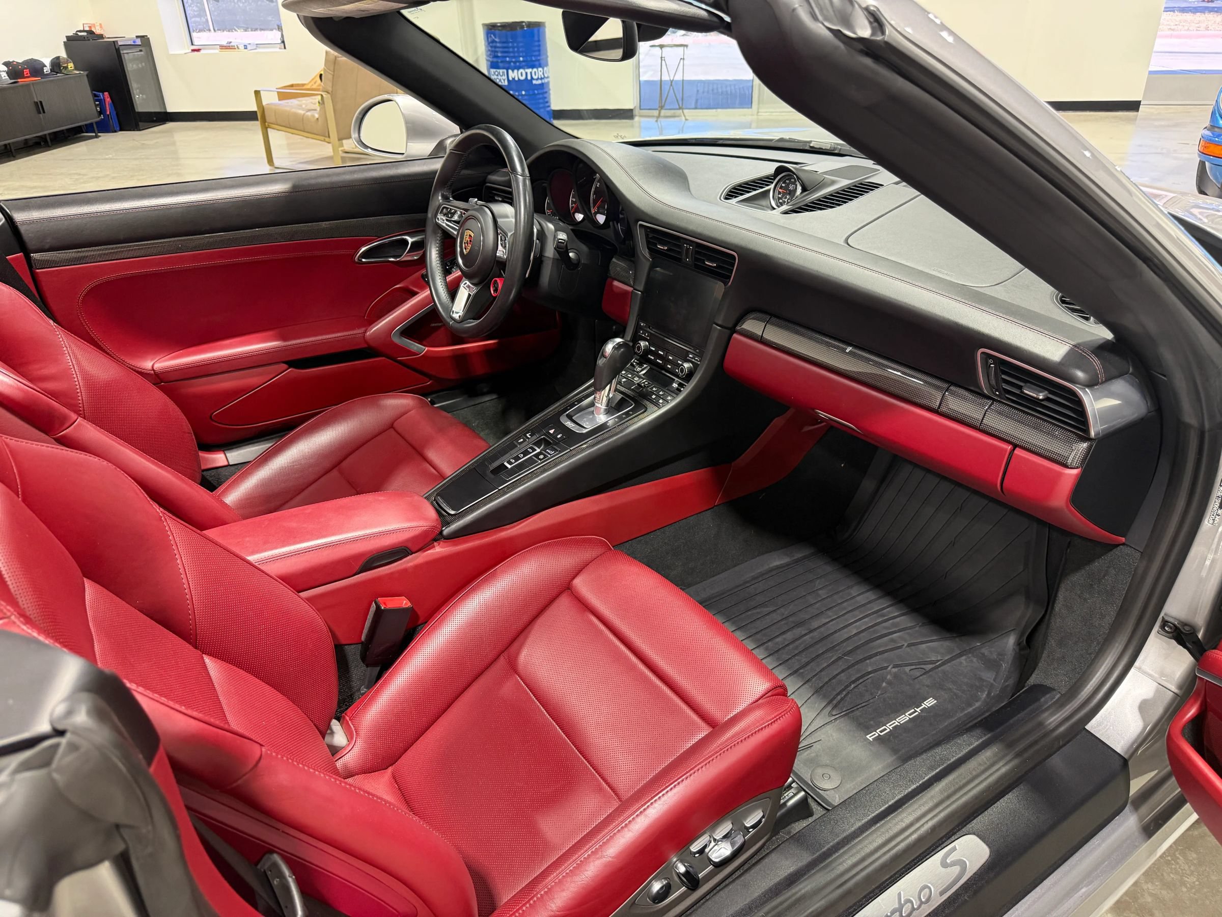 Used 2017 Porsche 911 Turbo S AWD/4WD image 66