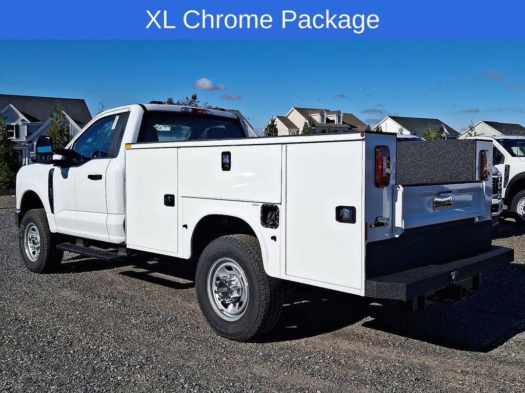 New 2025 Ford F350 XL w/ XL Chrome Package image 4
