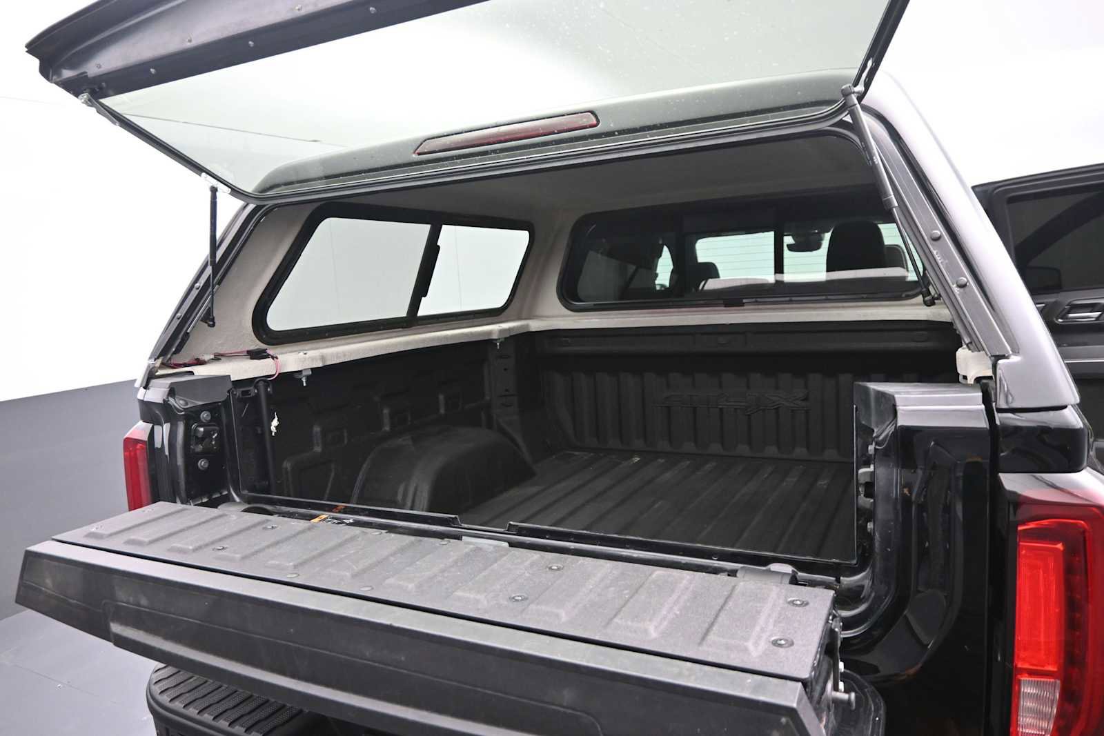 Used 2023 GMC Sierra 1500 AT4X w/ AT4X AEV Edition AWD/4WD image 13