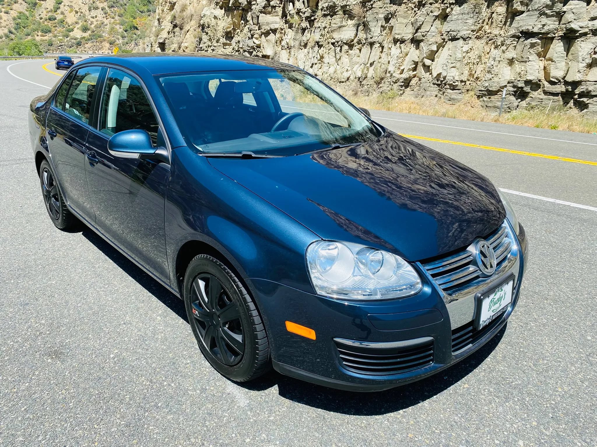 Used 2010 Volkswagen Jetta S FWD image 1