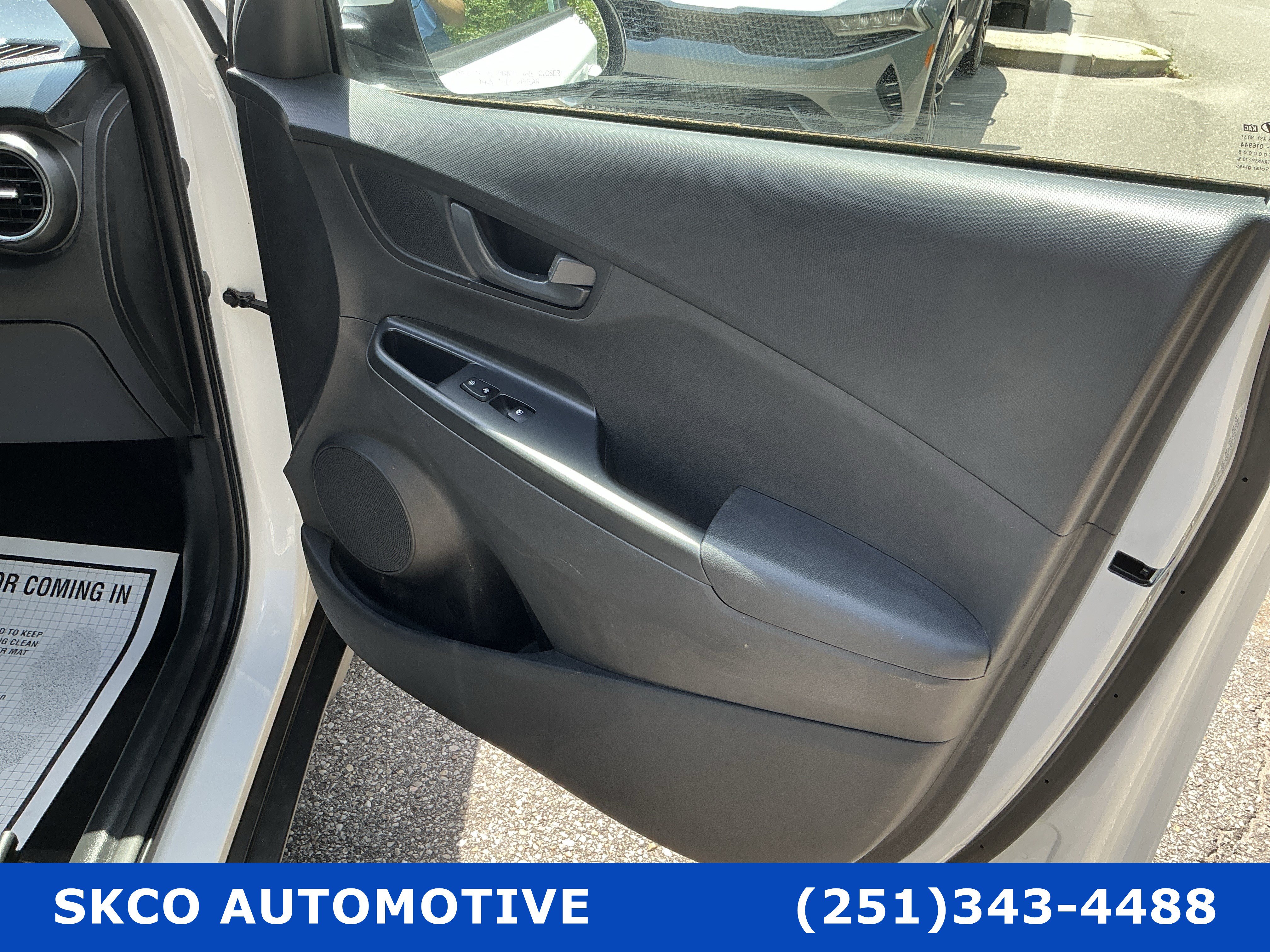 Used 2021 Hyundai Kona SEL FWD image 11