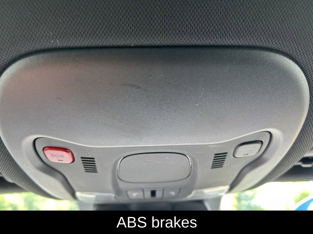 Certified 2022 Jeep Renegade Altitude image 28