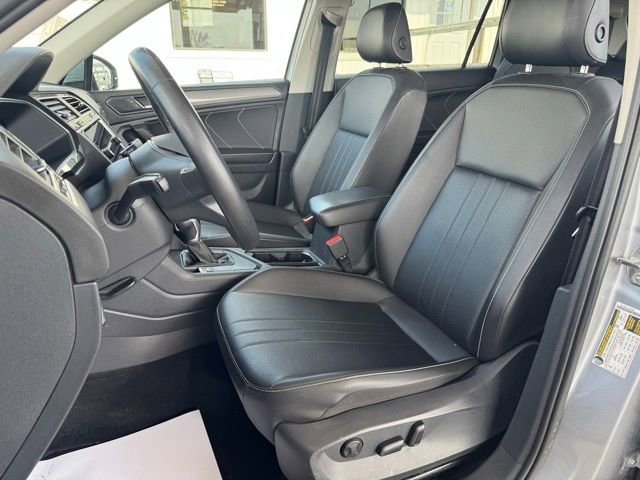 Used 2022 Volkswagen Tiguan SE FWD image 20