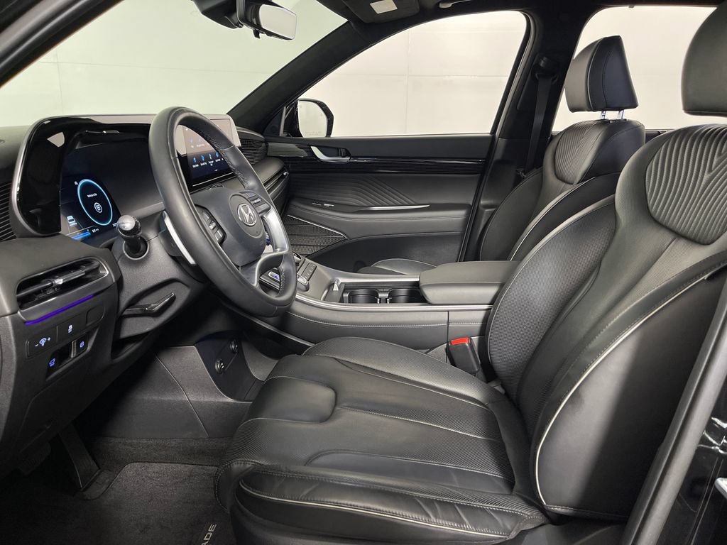 Certified 2024 Hyundai Palisade Calligraphy FWD image 12