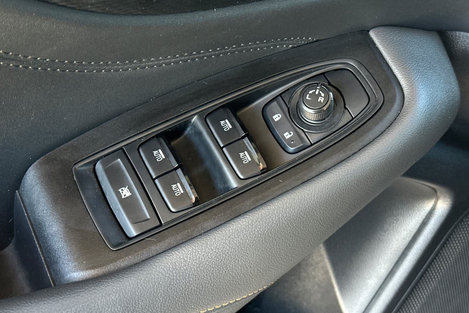Used 2024 Subaru Outback Wilderness AWD/4WD image 13