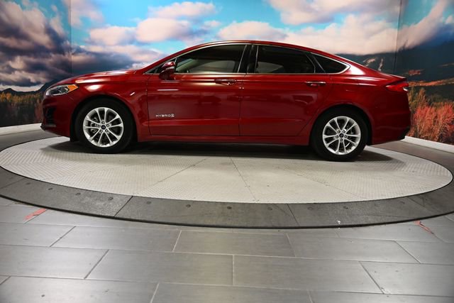Used 2019 Ford Fusion SEL image 5