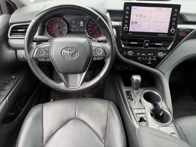 Used 2021 Toyota Camry XSE FWD image 11