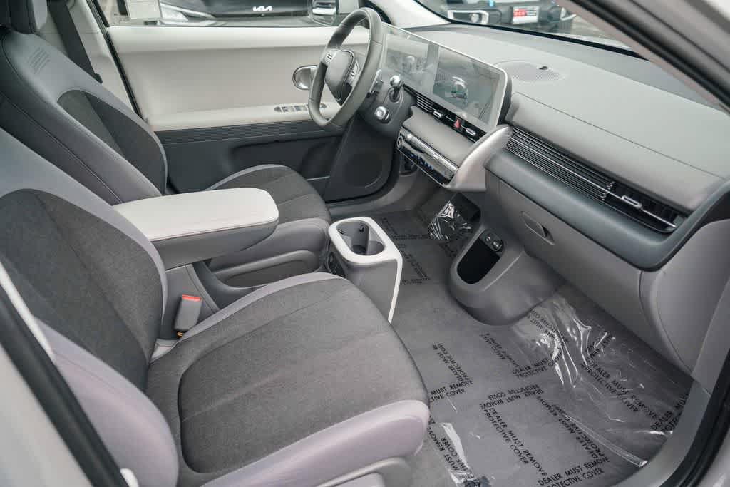 Used 2024 Hyundai Ioniq 5 SEL RWD image 15
