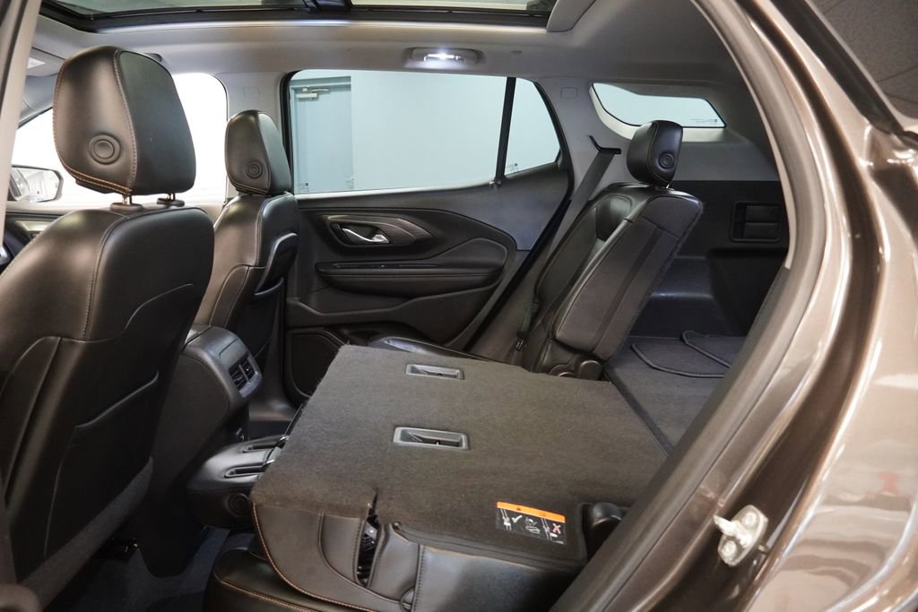 Used 2019 GMC Terrain SLT w/ Preferred Package AWD/4WD image 30