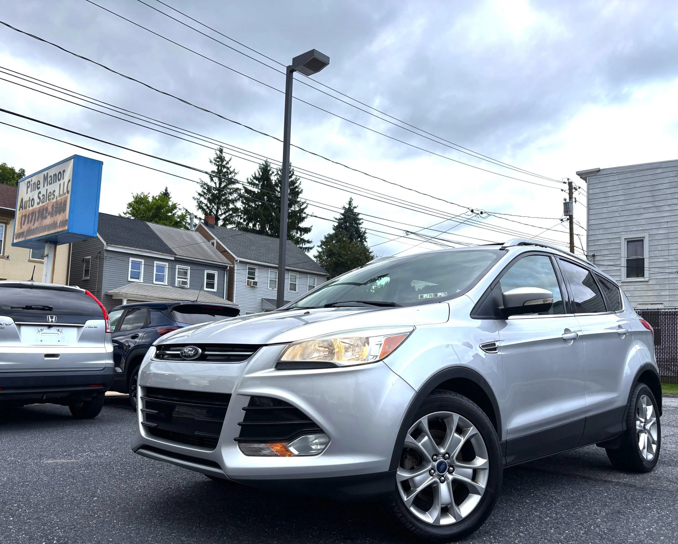 Used 2015 Ford Escape Titanium AWD/4WD image 1