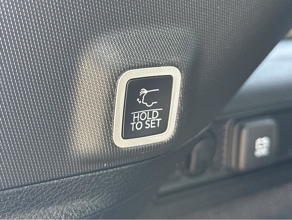 Used 2022 Jeep Grand Cherokee Trailhawk w/ Advanced Protech Group II image 41