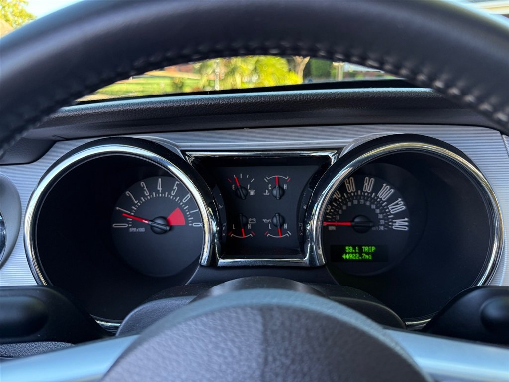 Used 2006 Ford Mustang GT RWD image 38