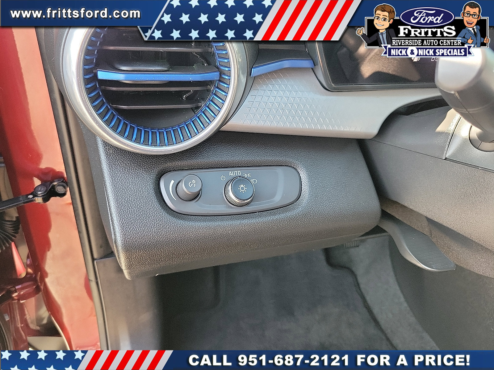 Used 2024 Chevrolet Trax LT FWD image 11