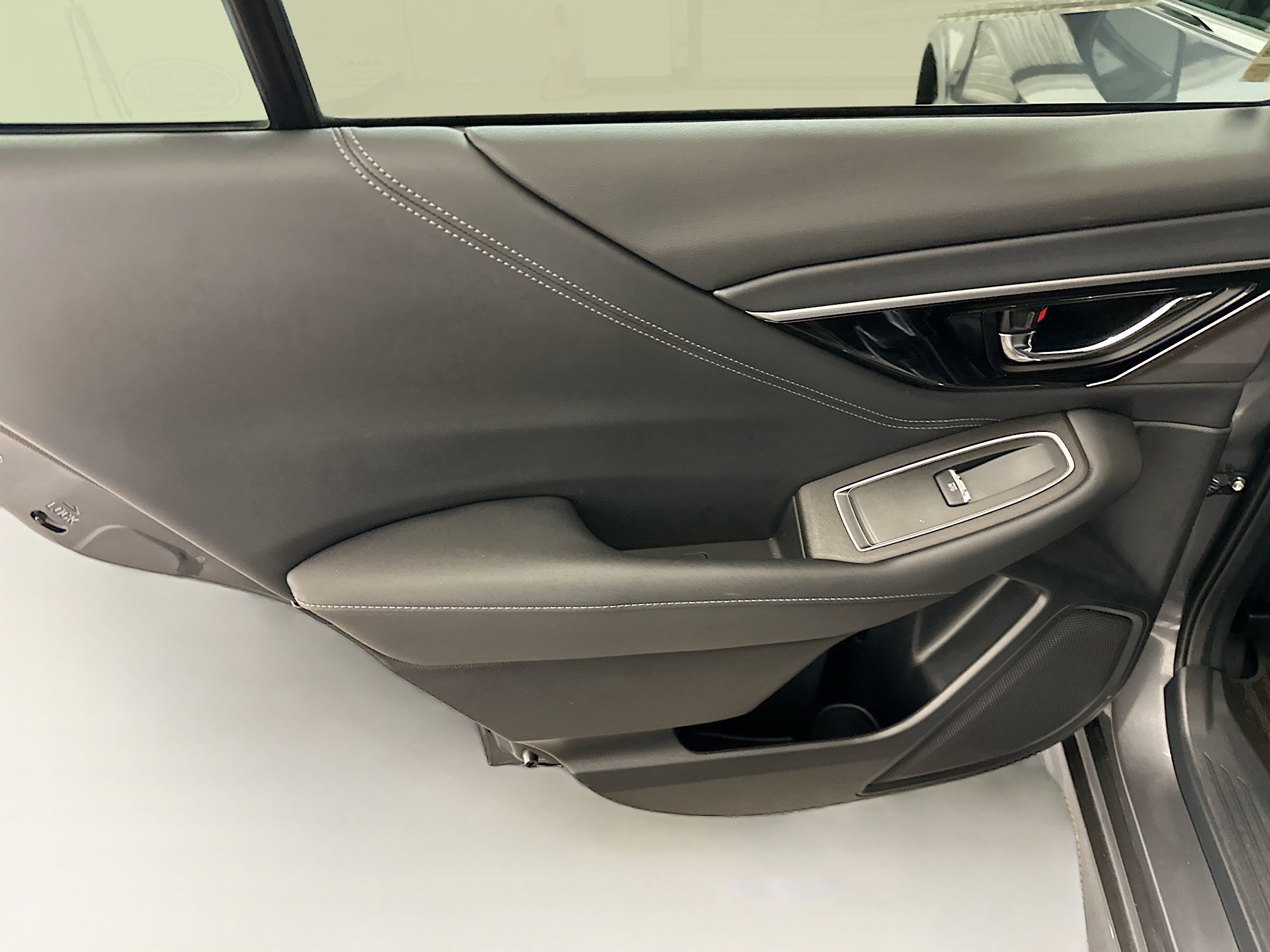 Used 2022 Subaru Outback Limited AWD/4WD image 28