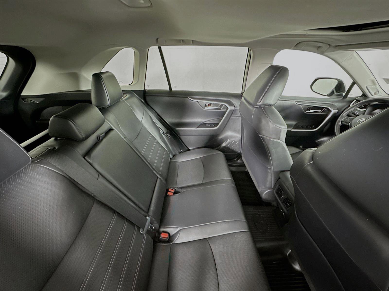 Certified 2022 Toyota RAV4 Limited w/ Limited Grade Weather Package image 27