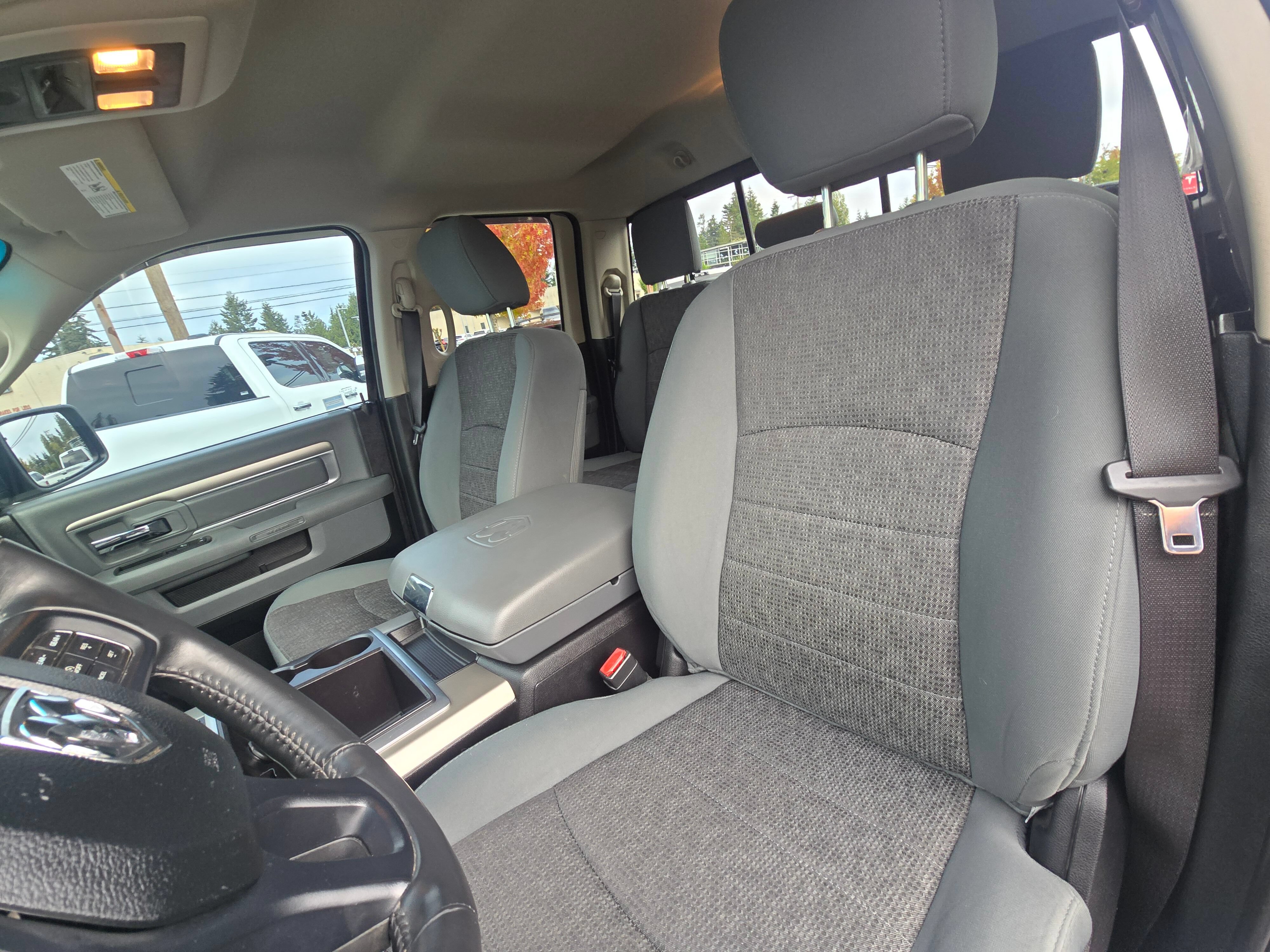Used 2015 RAM 1500 Big Horn AWD/4WD image 22