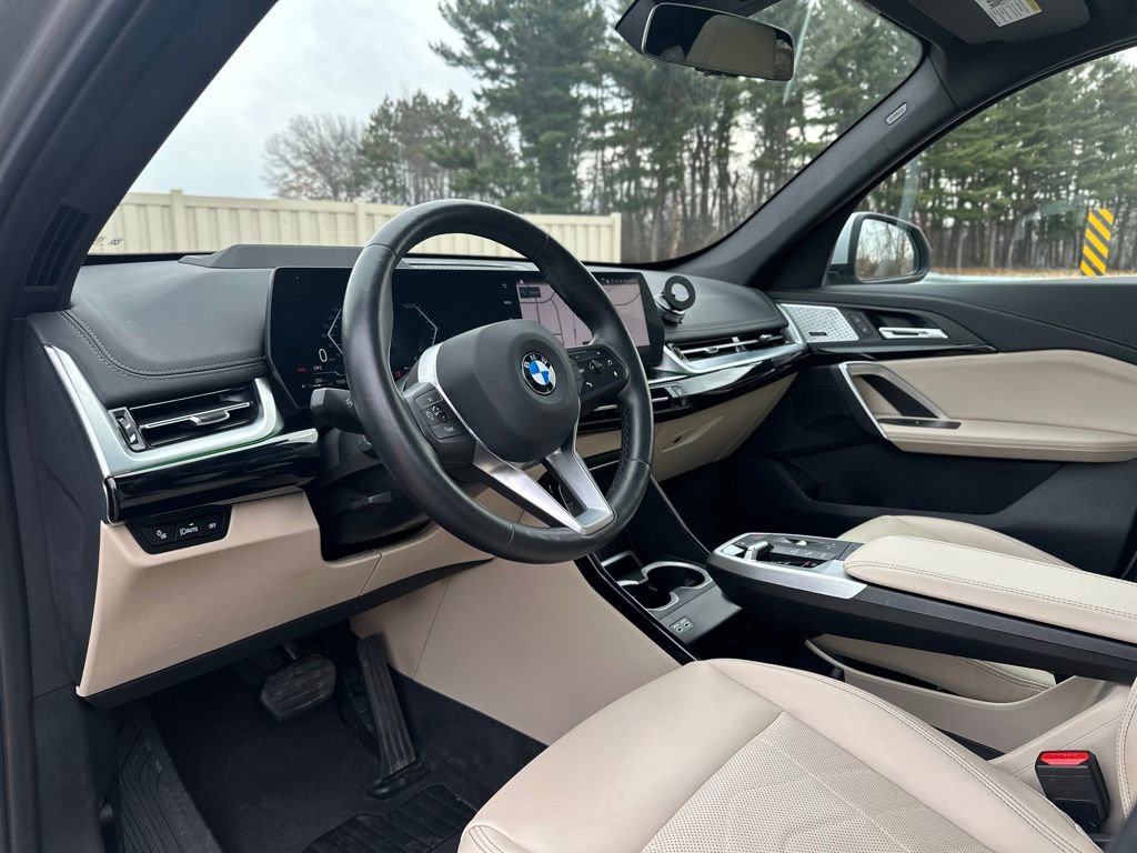 Certified 2023 BMW X1 xDrive28i w/ Premium Package image 17