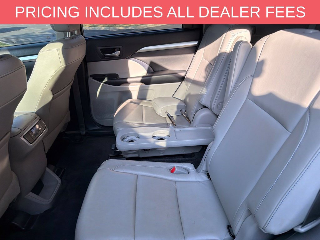 Used 2018 Toyota Highlander XLE FWD image 9