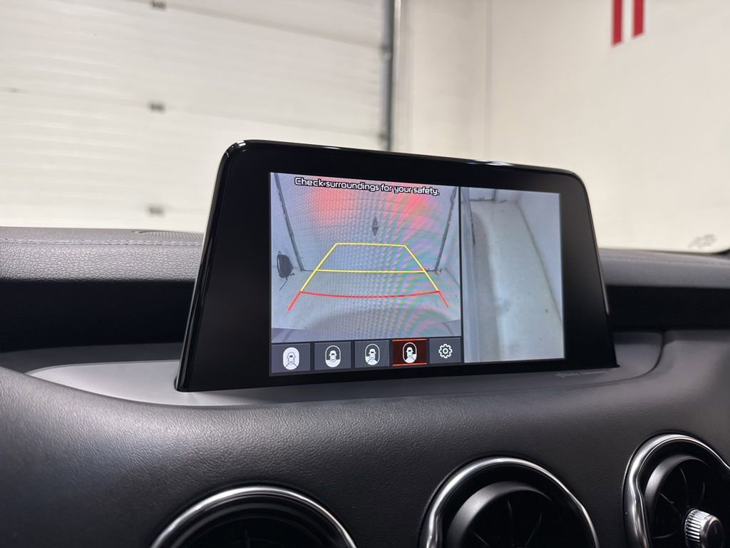 Used 2021 Kia Stinger GT2 image 24