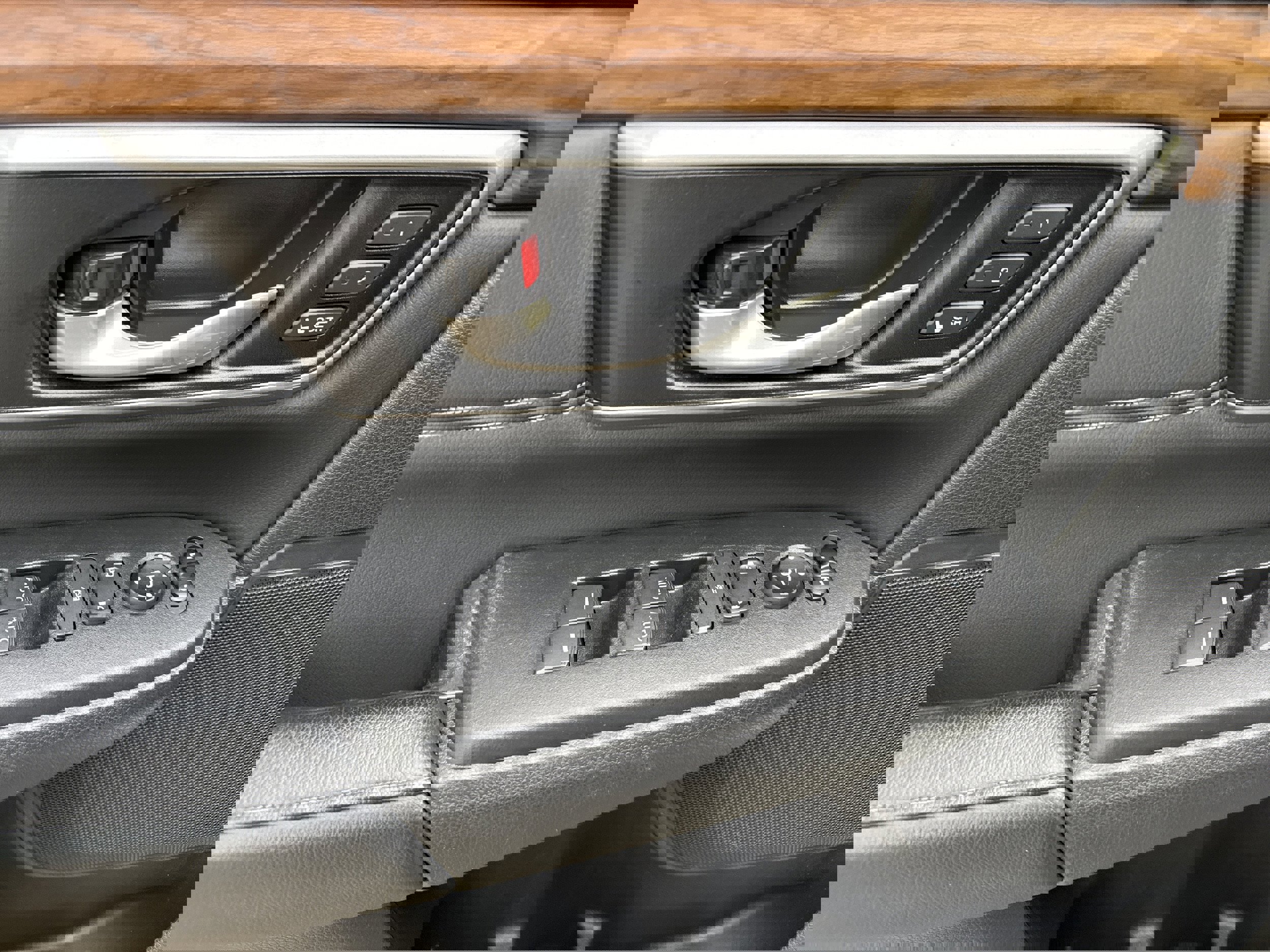 Used 2019 Honda CR-V EX-L image 9