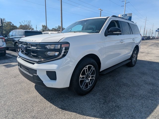 New 2026 Ford Expedition Active image 9