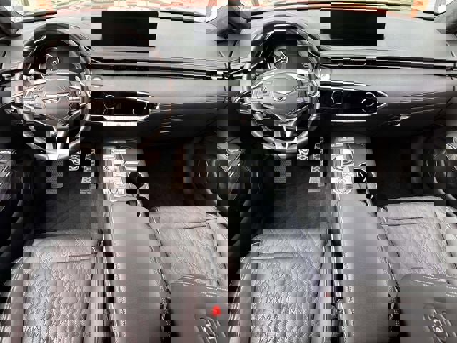 Used 2025 Genesis GV70 3.5T Sport w/ Sport Advanced Package image 20