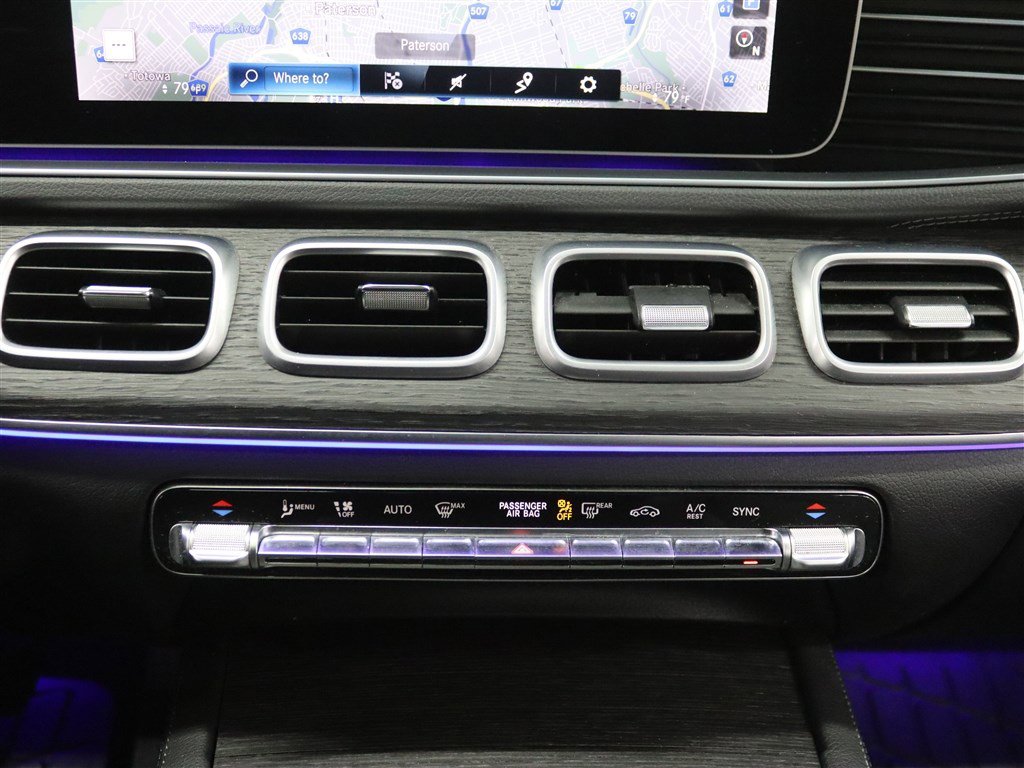Used 2022 Mercedes-Benz GLS 450 4MATIC image 34