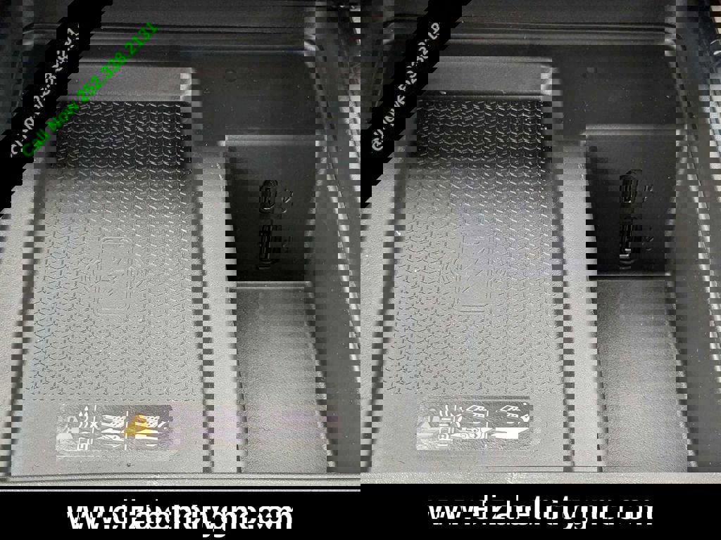 New 2025 GMC Acadia Elevation w/ Elevation Premium Package image 33