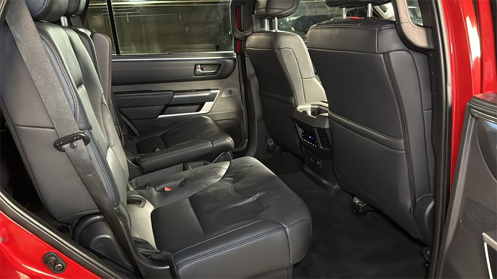 Used 2025 Toyota Sequoia Platinum image 12
