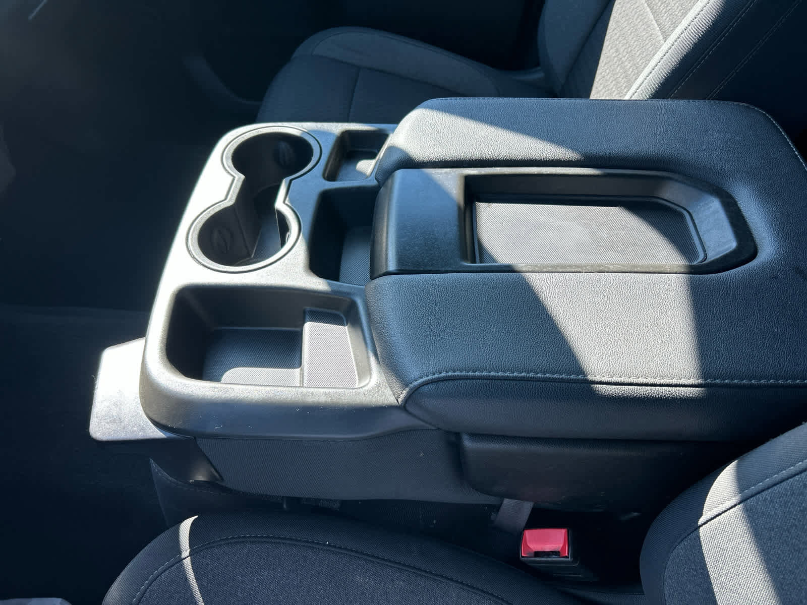 Used 2022 Chevrolet Silverado 1500 Custom Trail Boss w/ Midnight Edition image 37