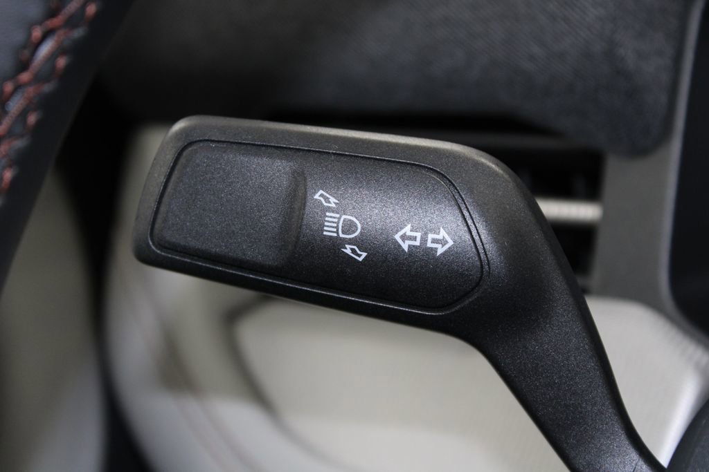 New 2026 Ford Explorer Active RWD image 39