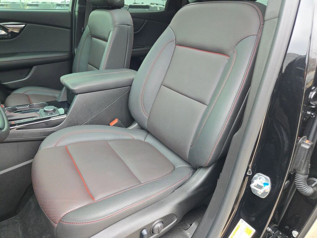 Used 2024 Chevrolet Blazer RS w/ Enhanced Convenience Package FWD image 23