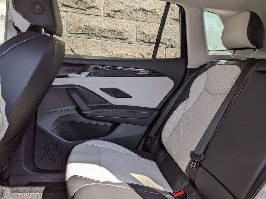 New 2026 Volkswagen Tiguan SE AWD/4WD image 24