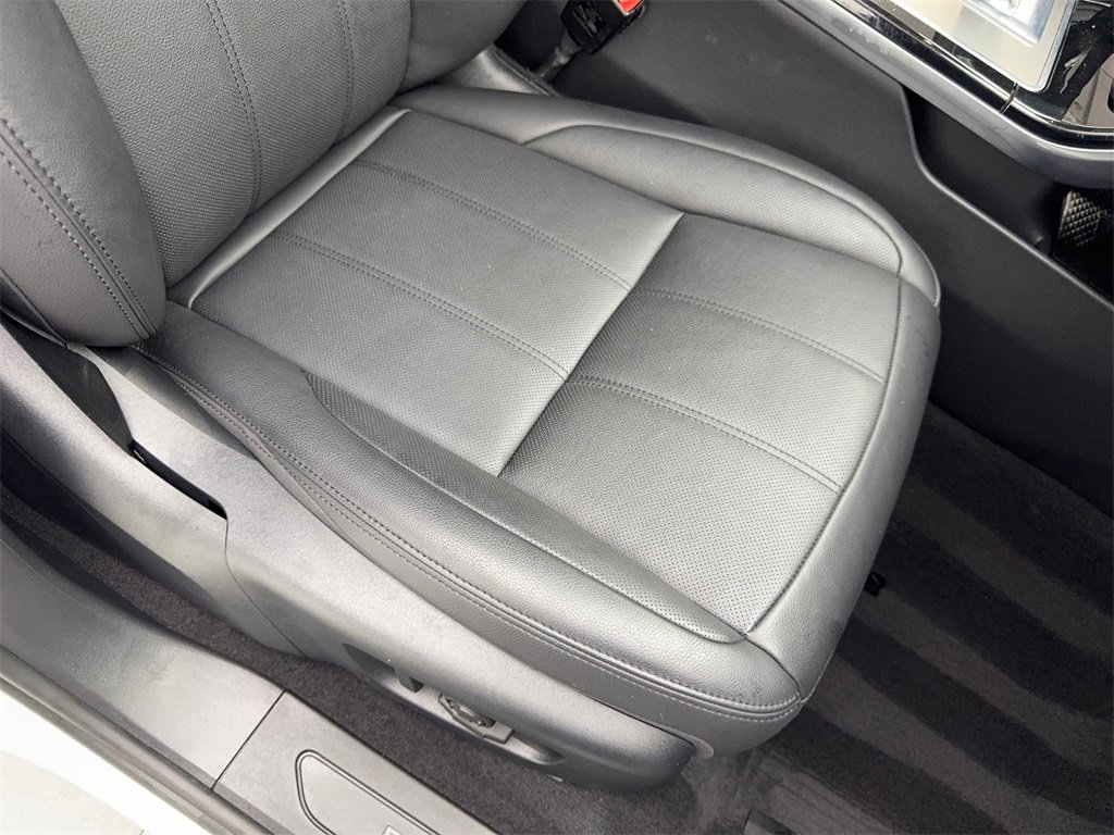 Used 2023 Land Rover Range Rover Evoque SE image 46