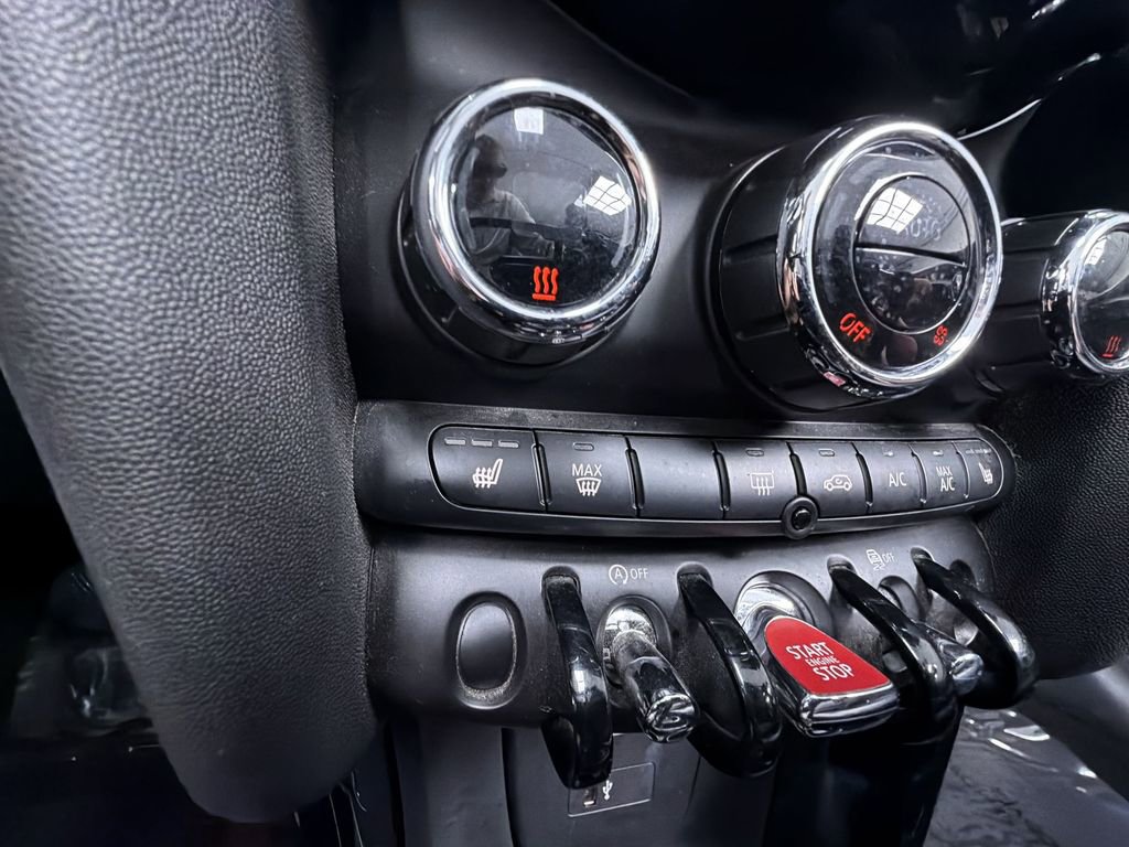 Used 2024 MINI Cooper Convertible image 19
