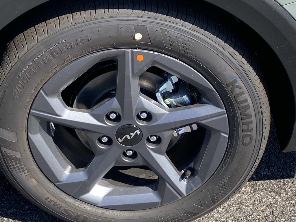 New 2026 Kia K4 FWD image 5