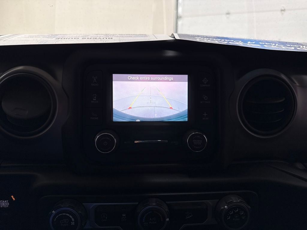 Used 2020 Jeep Wrangler Sport image 17