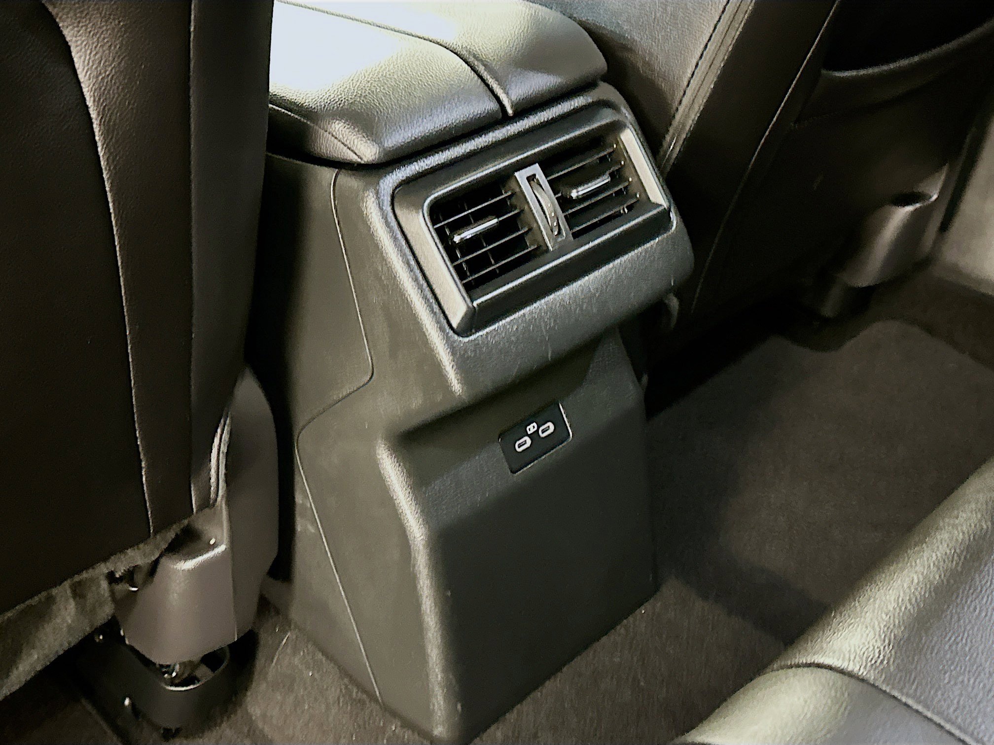 Used 2025 MAZDA CX-50 AWD 2.5 Hybrid w/ Premium Pkg image 29