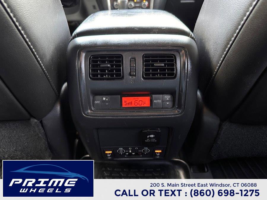 Used 2014 Nissan Pathfinder Platinum w/ Platinum Premium Package AWD/4WD image 19