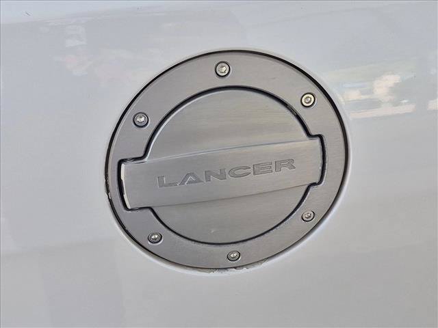 Used 2017 Mitsubishi Lancer LE FWD image 10
