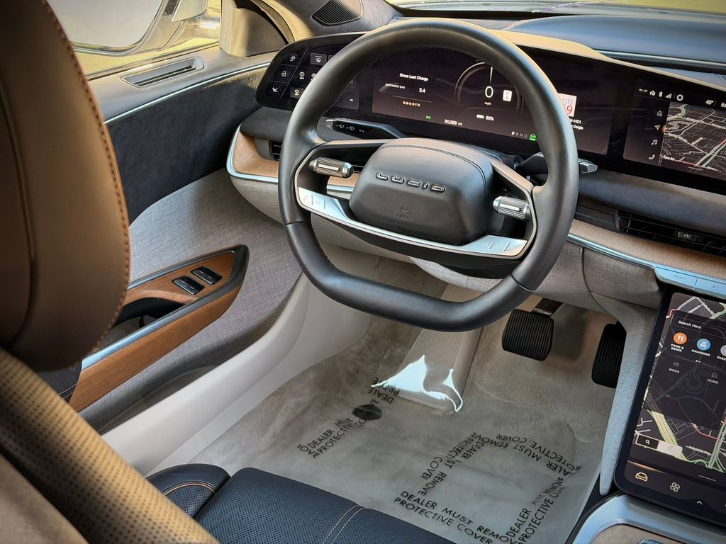 Used 2023 Lucid Air Grand Touring image 28