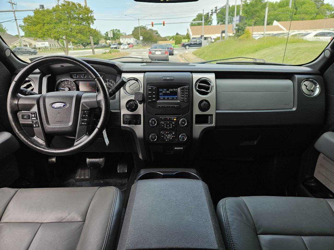 Used 2014 Ford F150 XLT w/ Equipment Group 302A Luxury AWD/4WD image 25