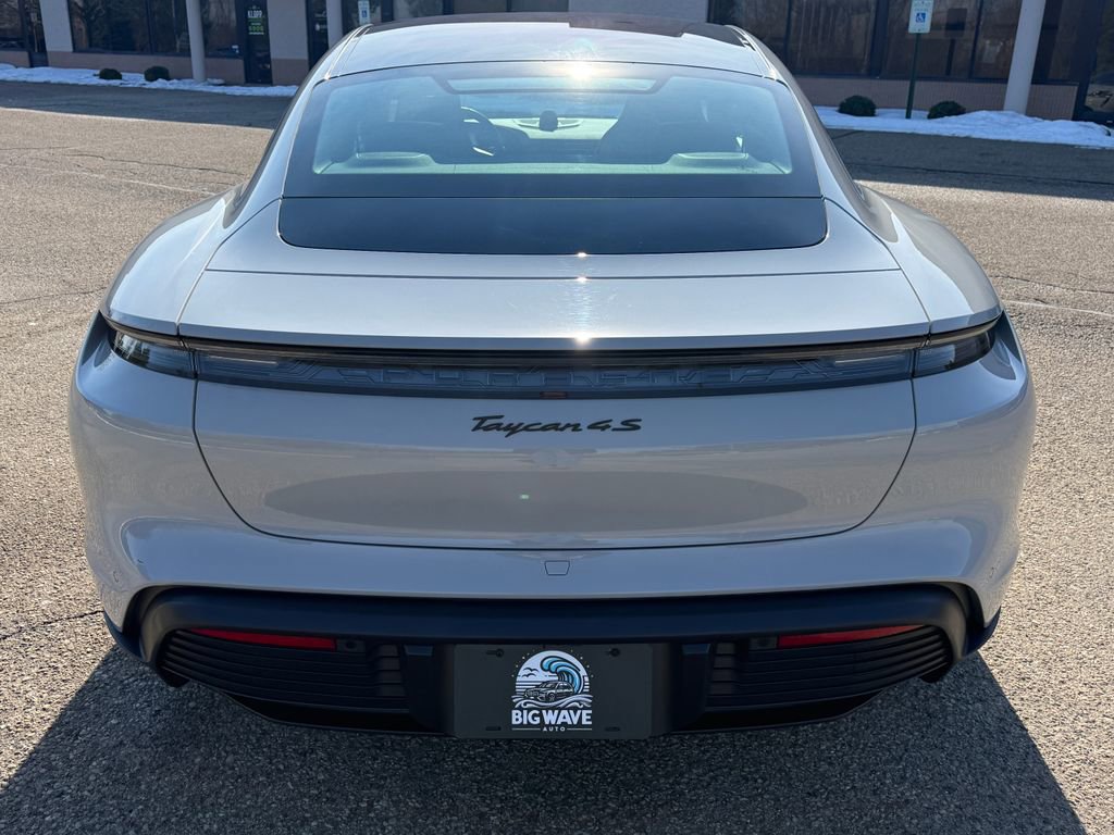 Used 2021 Porsche Taycan 4S image 6