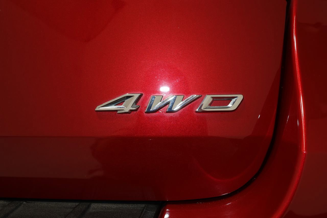 Used 2024 Ford Explorer ST-Line w/ Class IV Trailer Tow Package AWD/4WD image 37