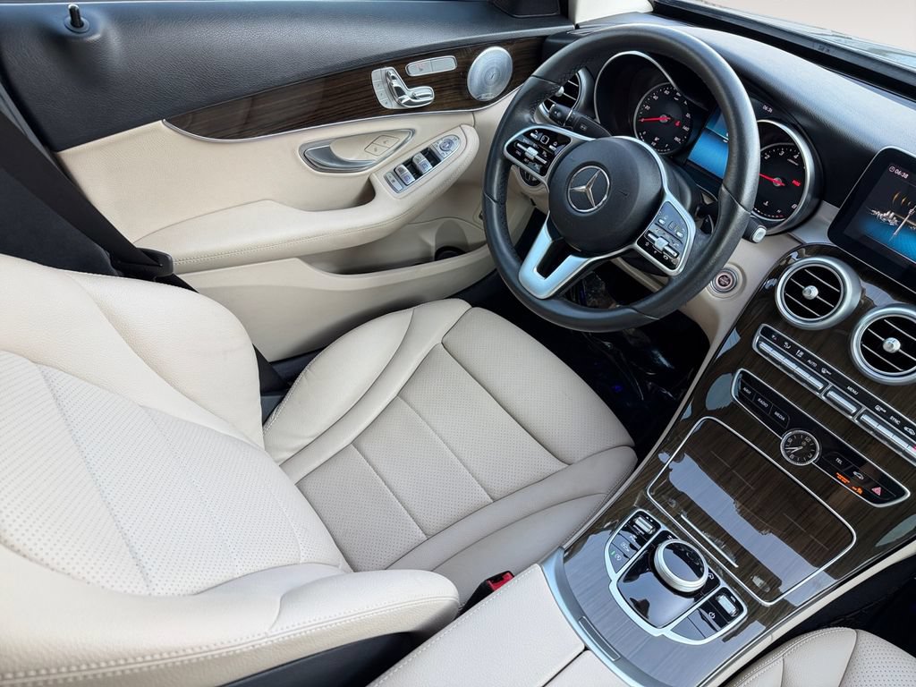 Used 2020 Mercedes-Benz C 300 Sedan w/ Premium Package image 15