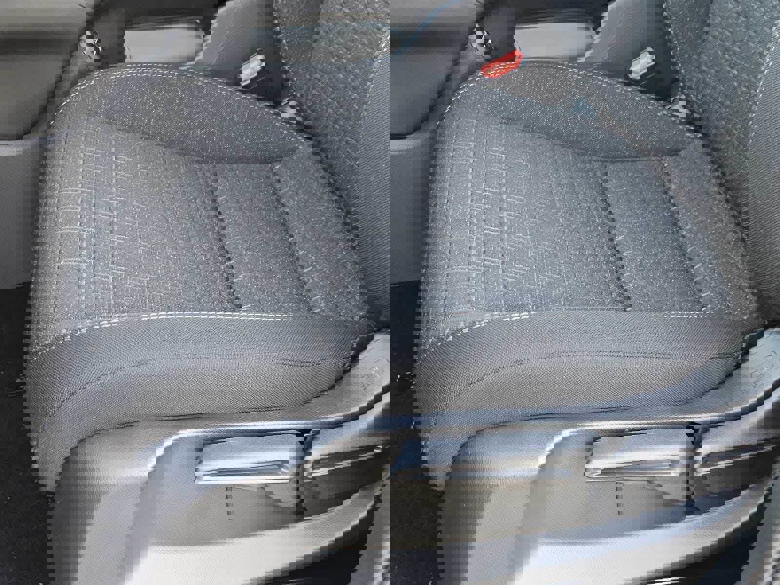 New 2026 Honda HR-V LX image 9