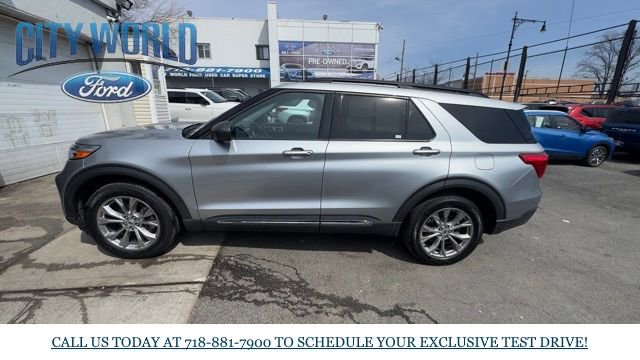 Certified 2022 Ford Explorer XLT w/ Equipment Group 202A AWD/4WD image 2