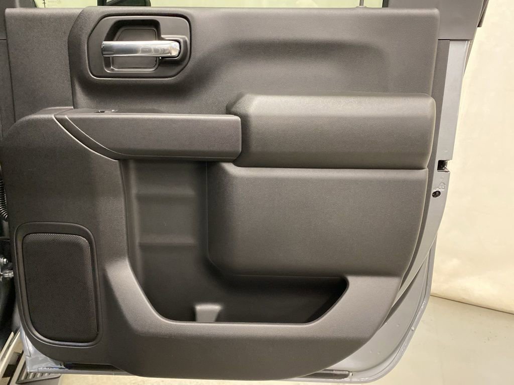 Used 2020 Chevrolet Silverado 2500 High Country w/ Z71 Off-Road Package image 13