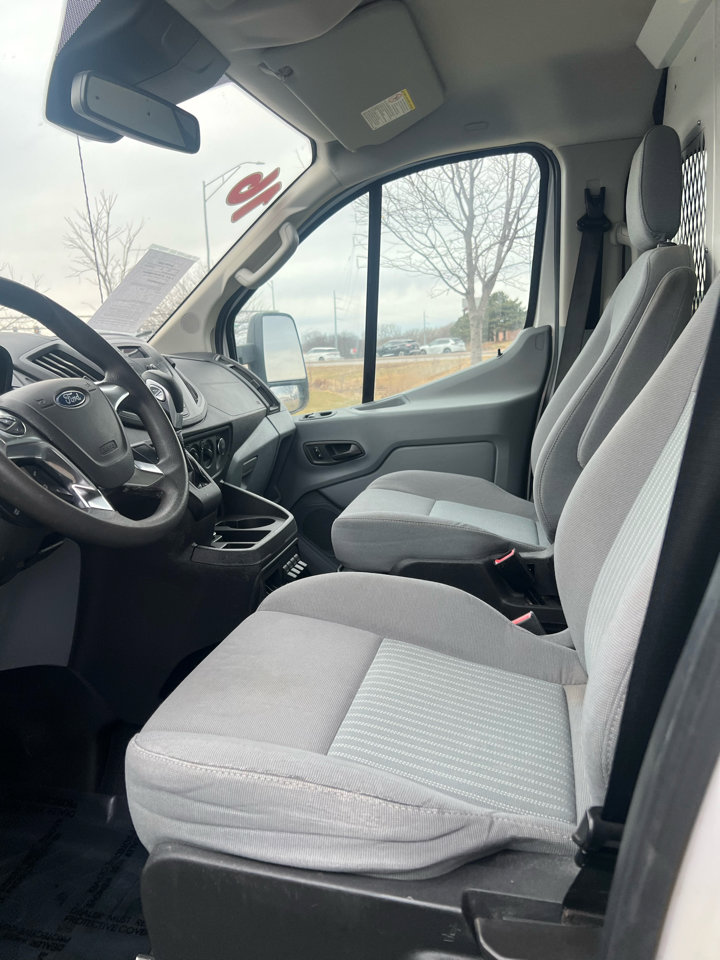 Used 2016 Ford Transit 250 130 Low Roof image 18